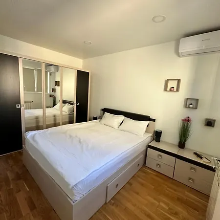 Seanest Mamaia Nord Daire Navodari